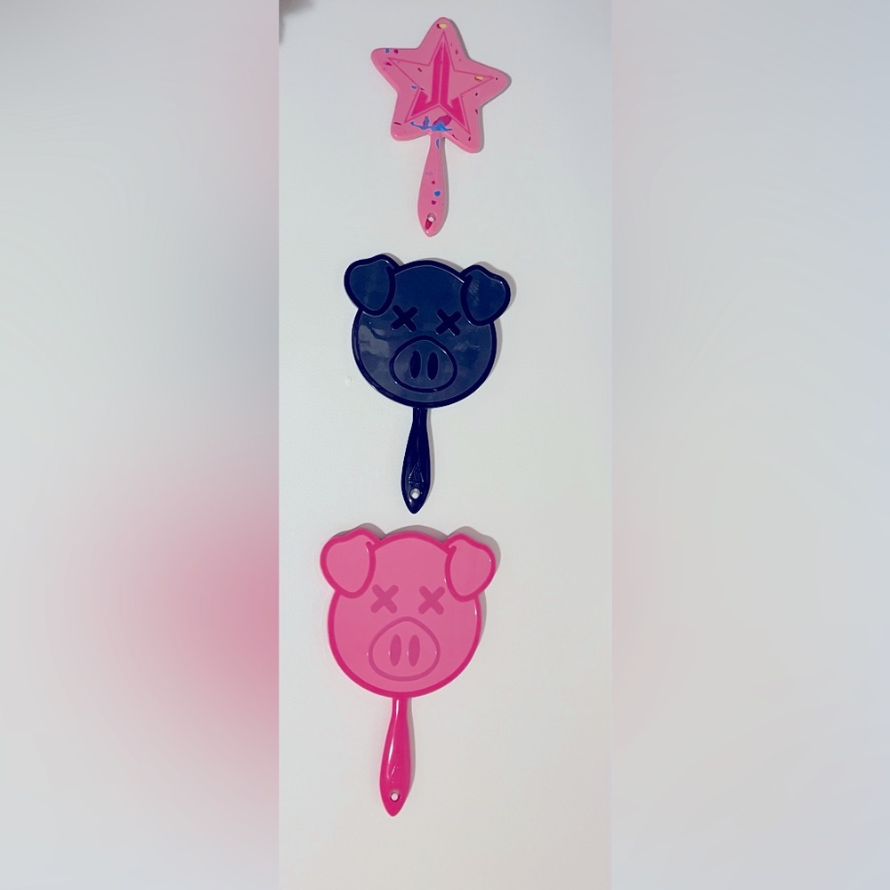 Jeffree Star jawbreaker mirror. Blk J. star x Shane Dawson blk & pink pig mirror
